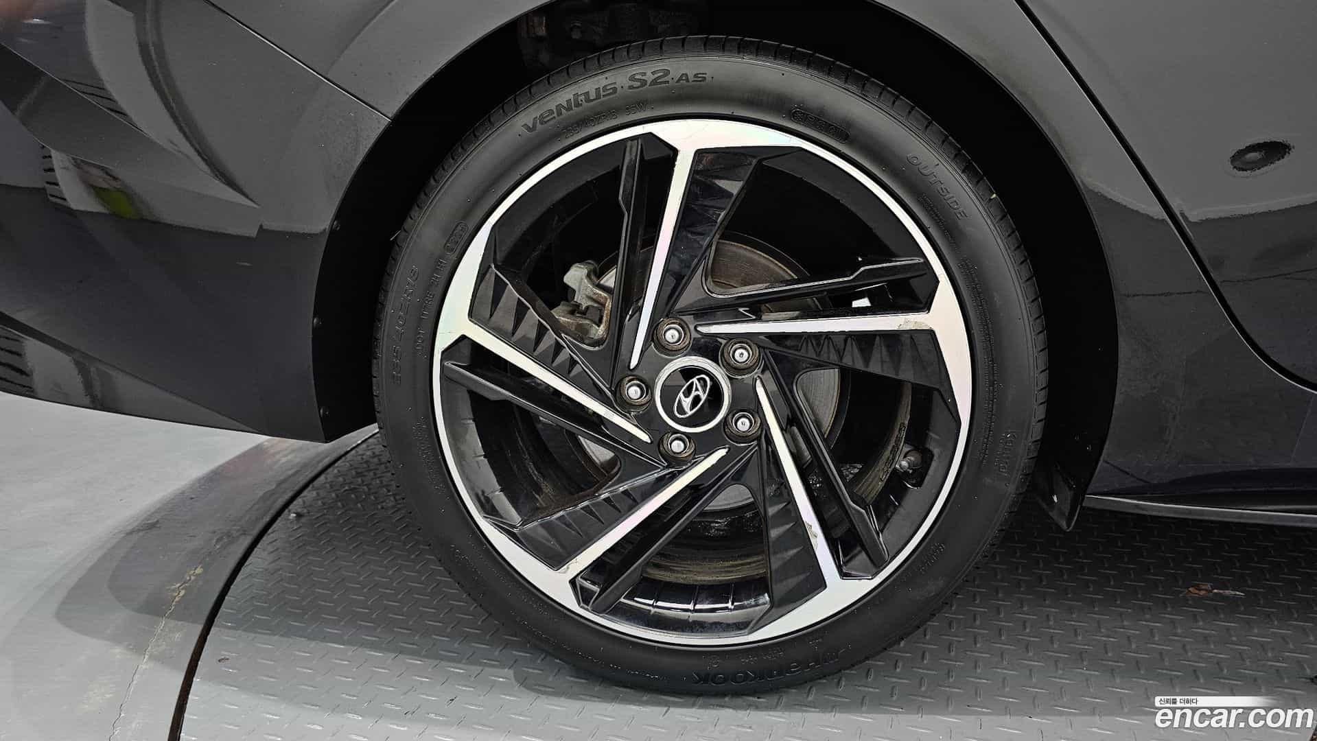 AVANTE Hyundai 2021.5-OUTER-031