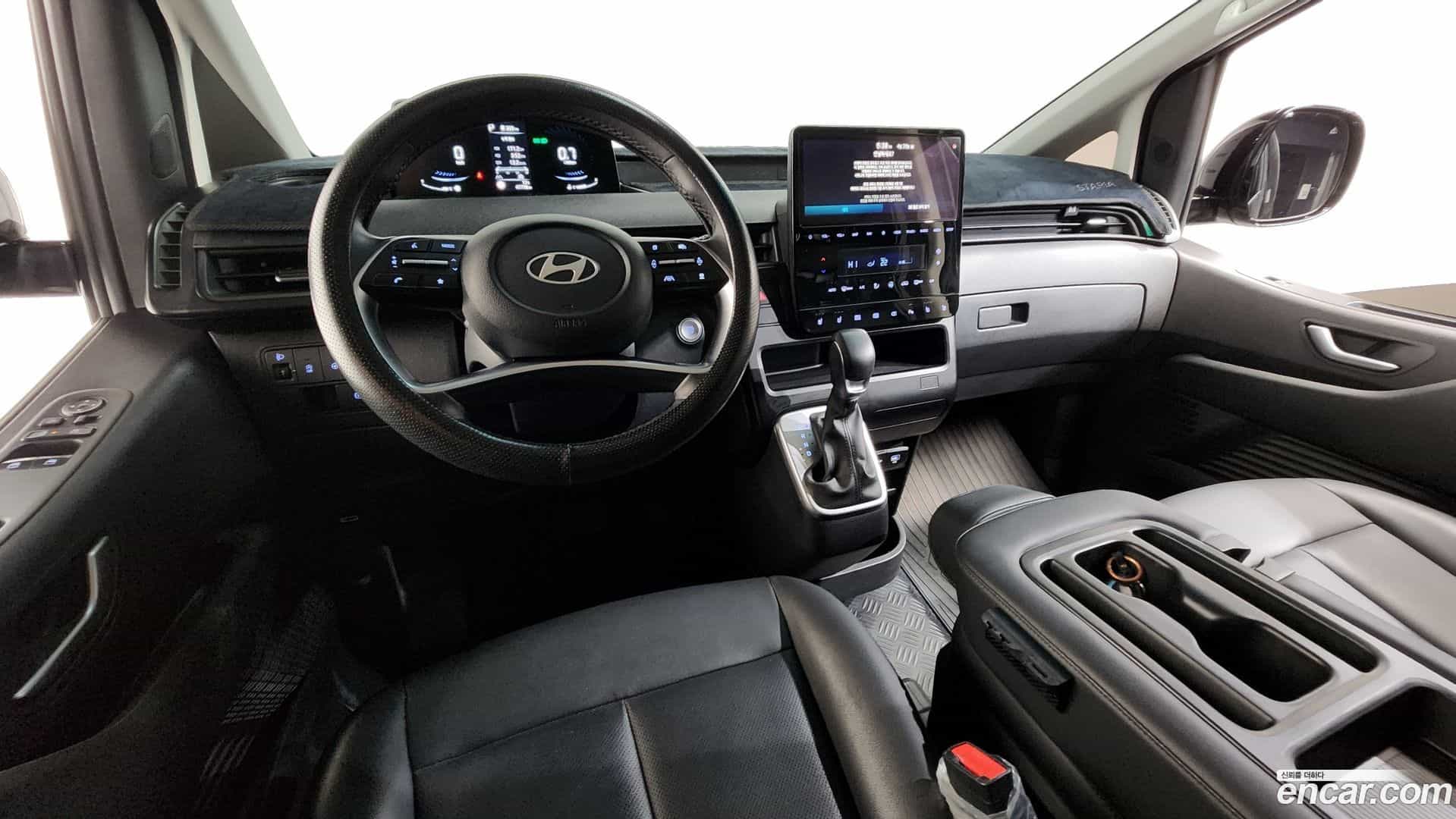 Staria Hyundai 2025.3-INNER-007
