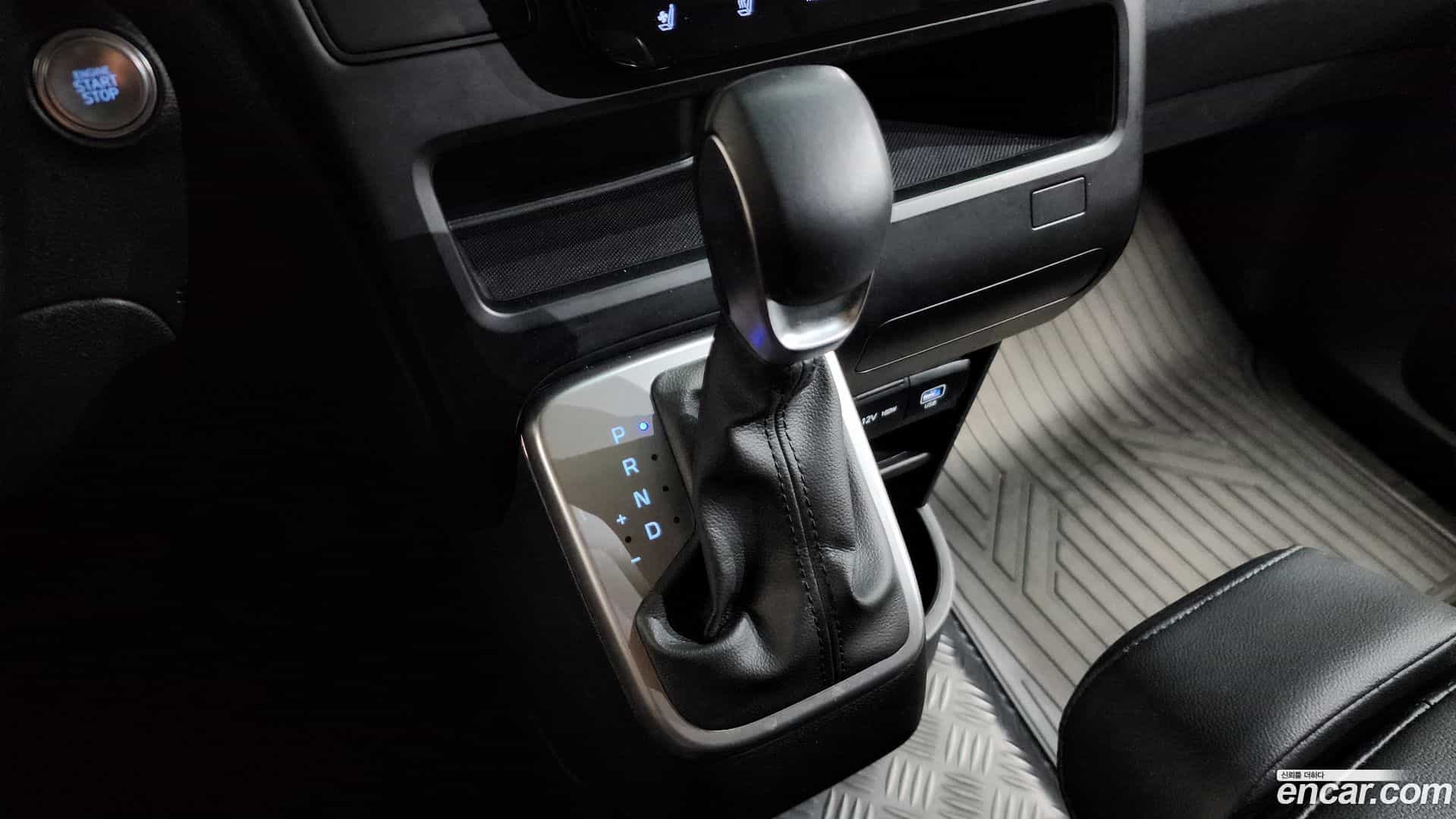 Staria Hyundai 2025.3-INNER-009