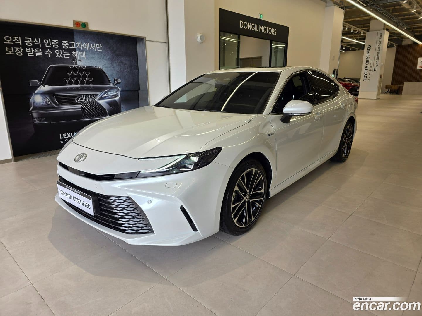 Main__Slider__Photo:Camry Toyota 2025.7-0