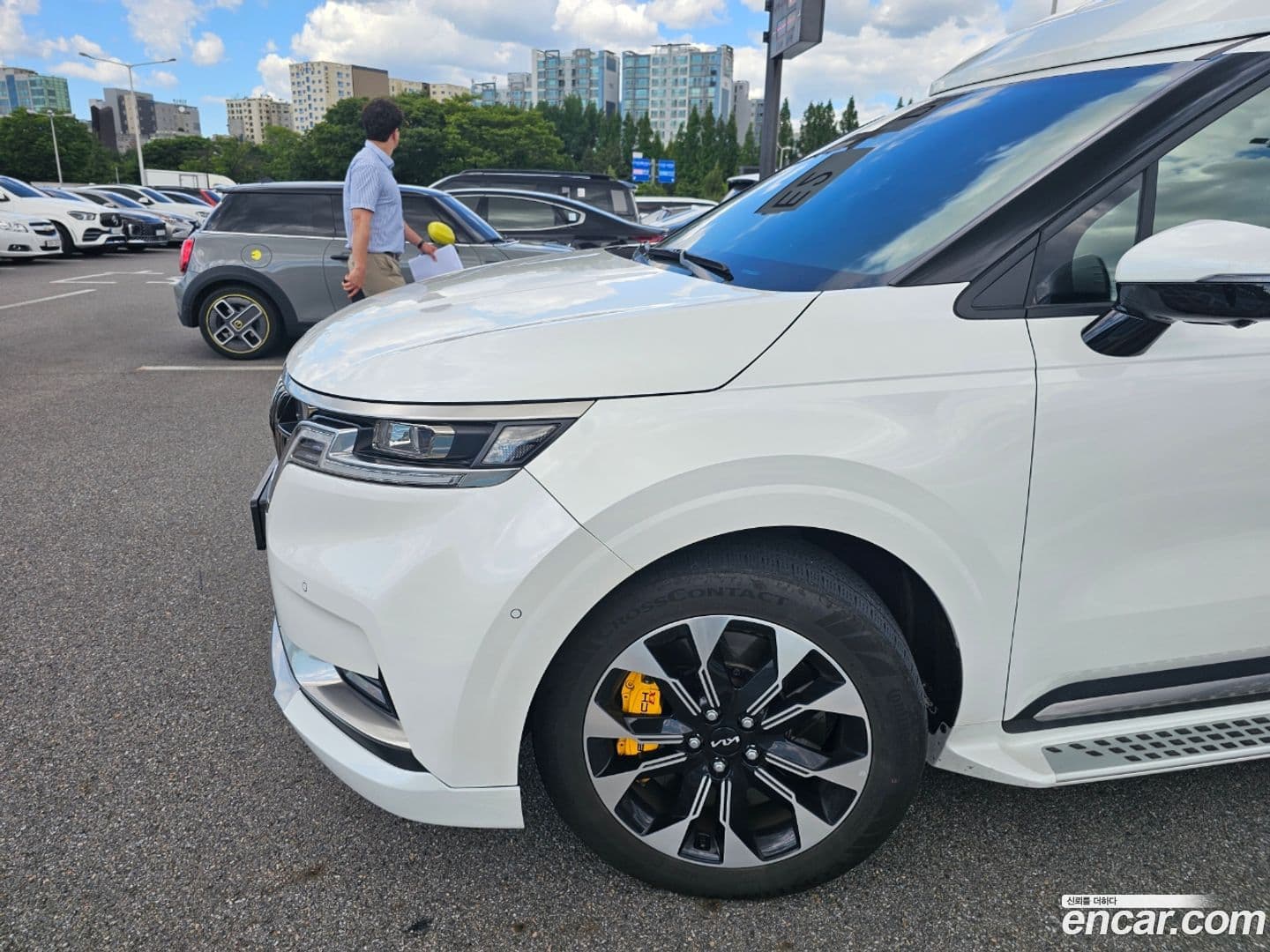 Main__Slider__Photo:Canival Kia 2022.4-0