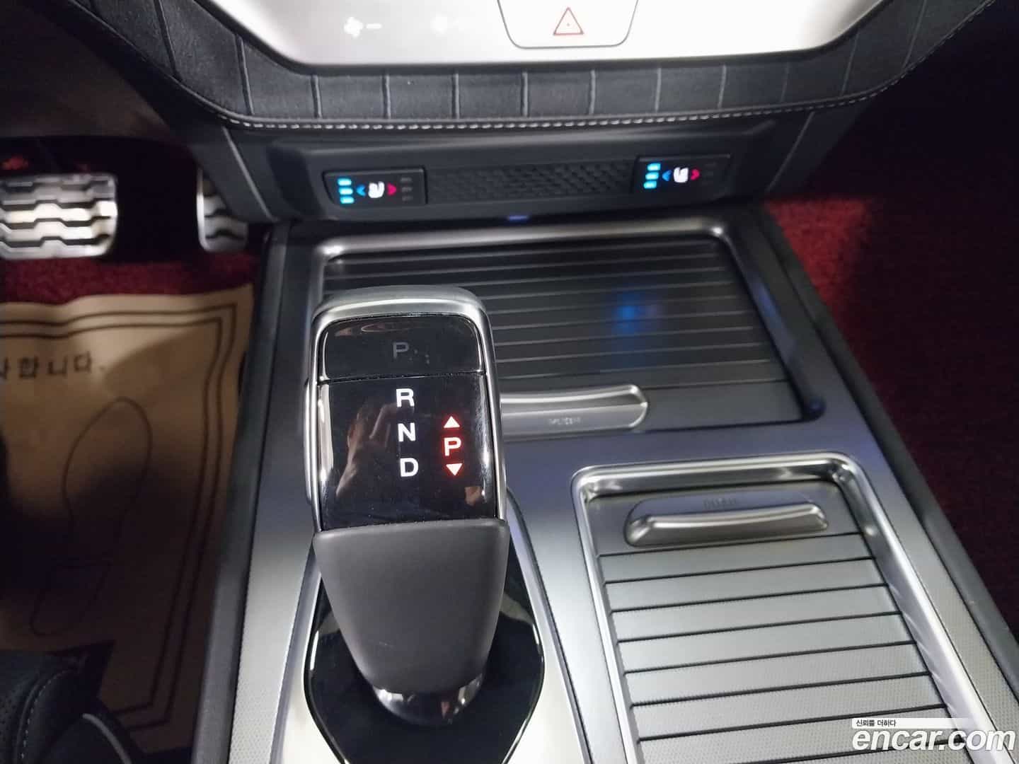 Rexton KG Mobility 2024.1-INNER-008