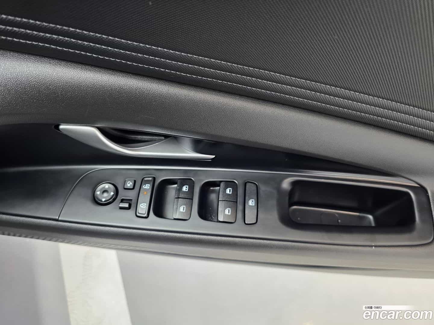 AVANTE Hyundai 2023.8-OPTION-016