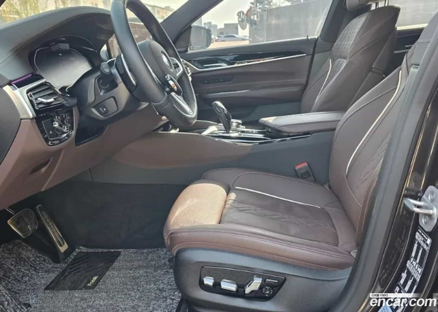 Gran Turismo BMW 2024.5-INNER-010