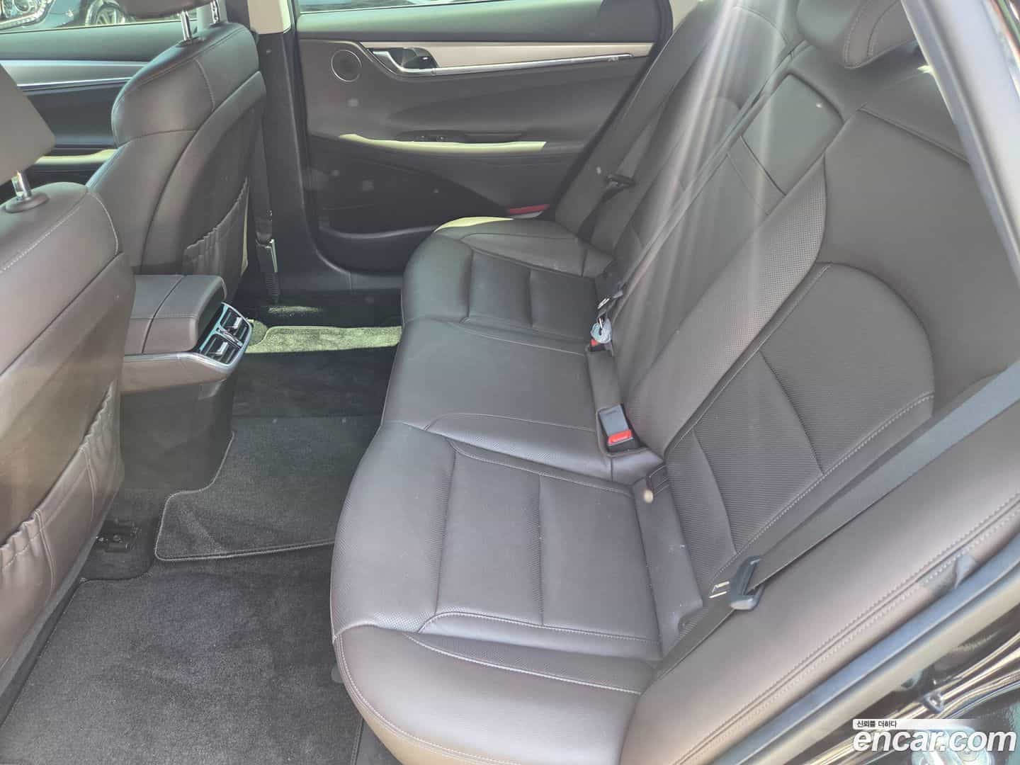 Grandeur Hyundai 2021.2-INNER-008
