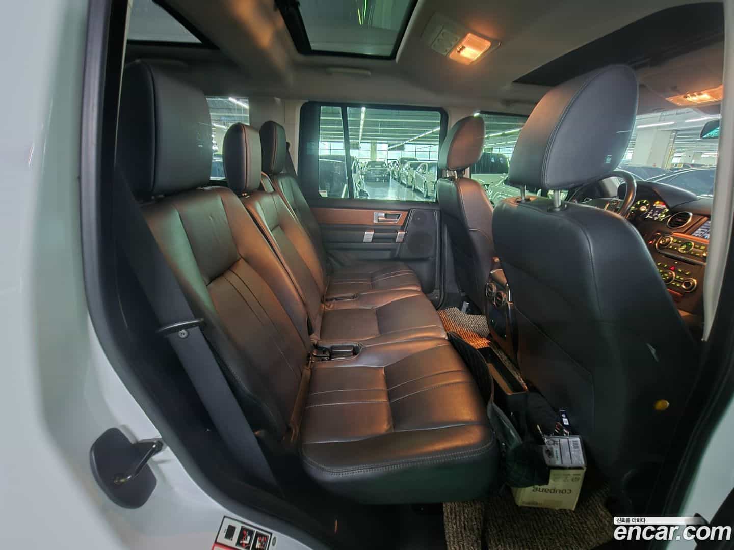 Discovery Land Rover 2015.5-OPTION-023