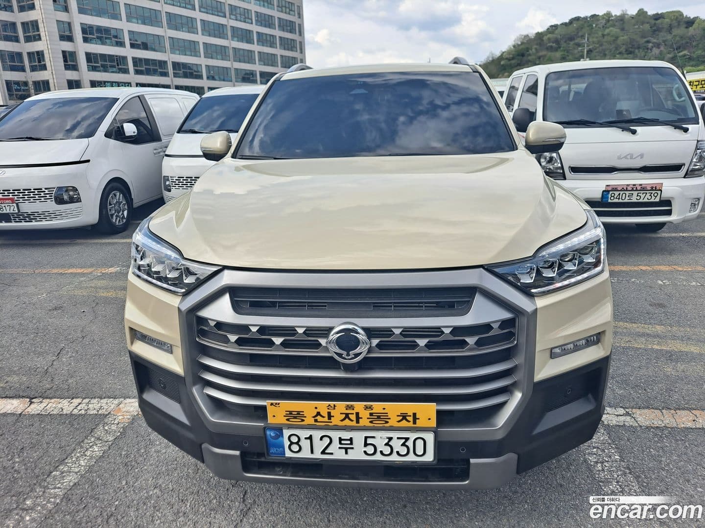 Main__Slider__Photo:Rexton KG Mobility 2024.4-0