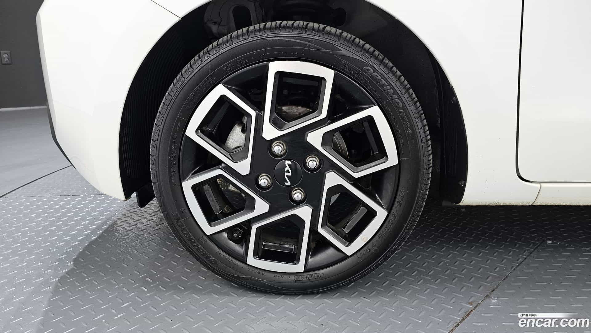RAY Kia 2022.8-OUTER-005