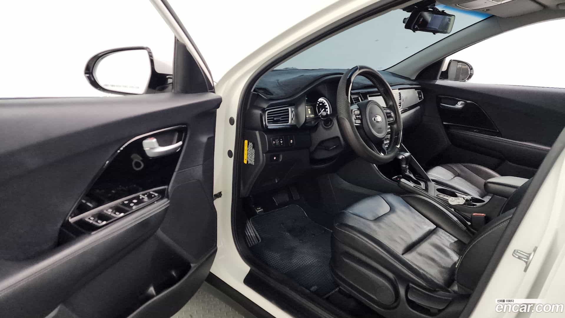 Niro Kia 2016.5-INNER-010