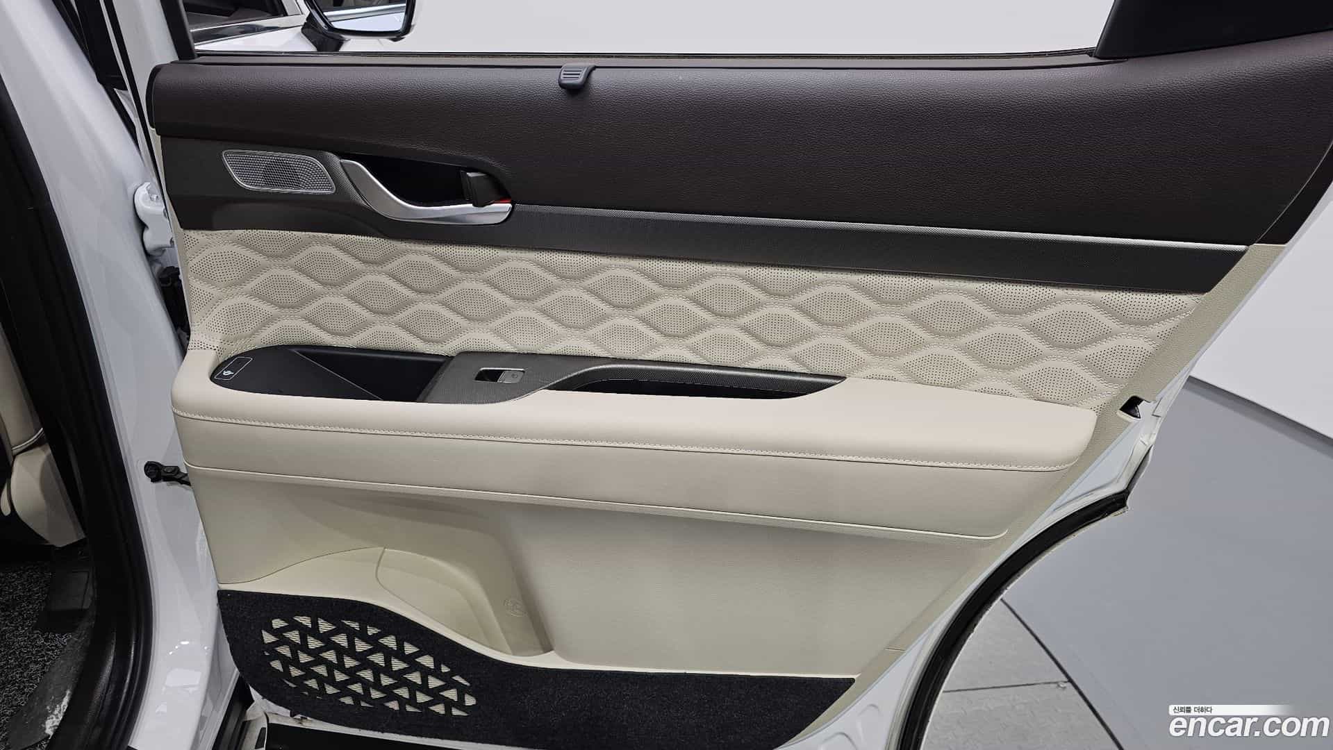 Palisade Hyundai 2020.10-INNER-035