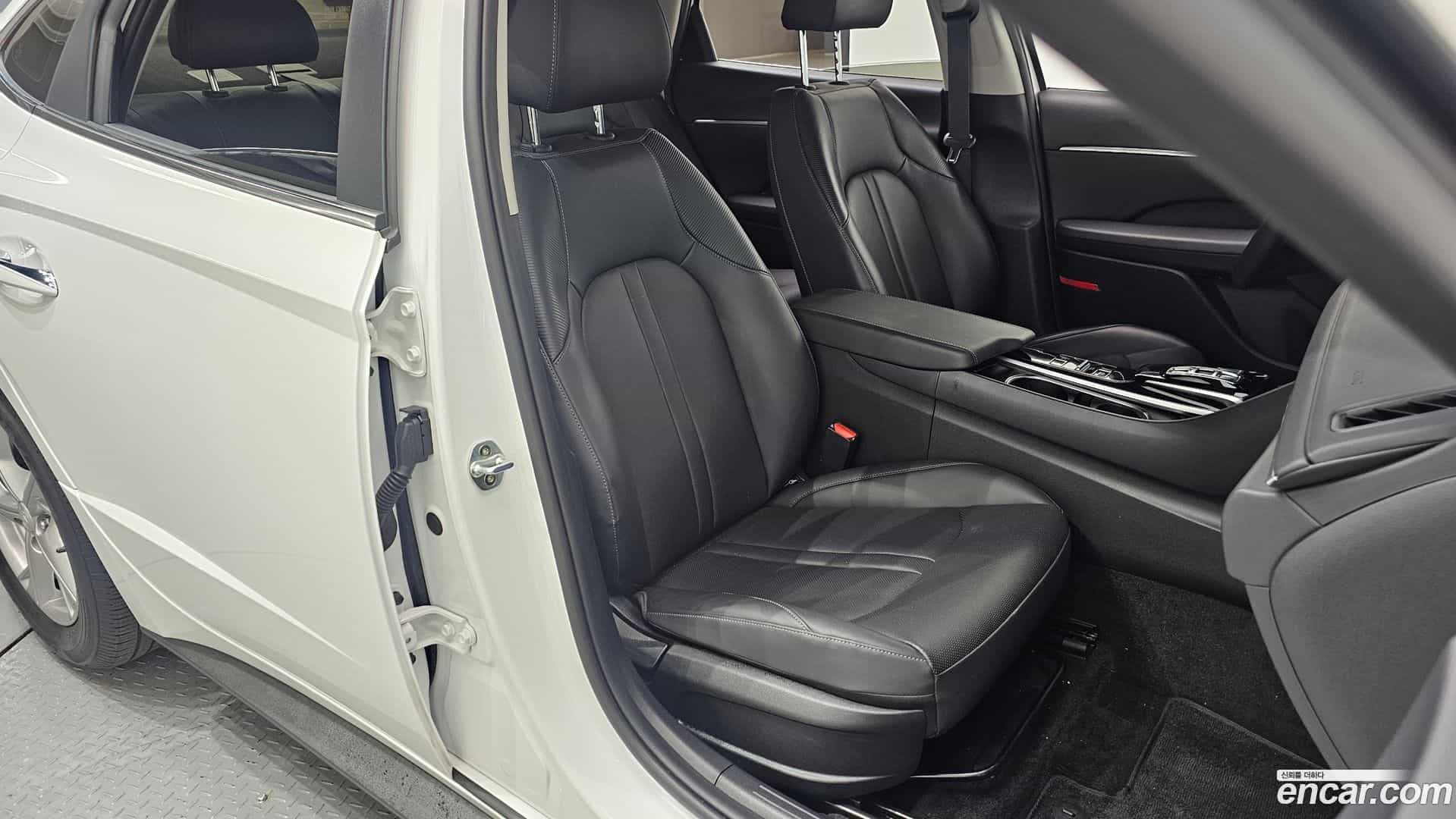 Sonata Hyundai 2020.3-OPTION-015