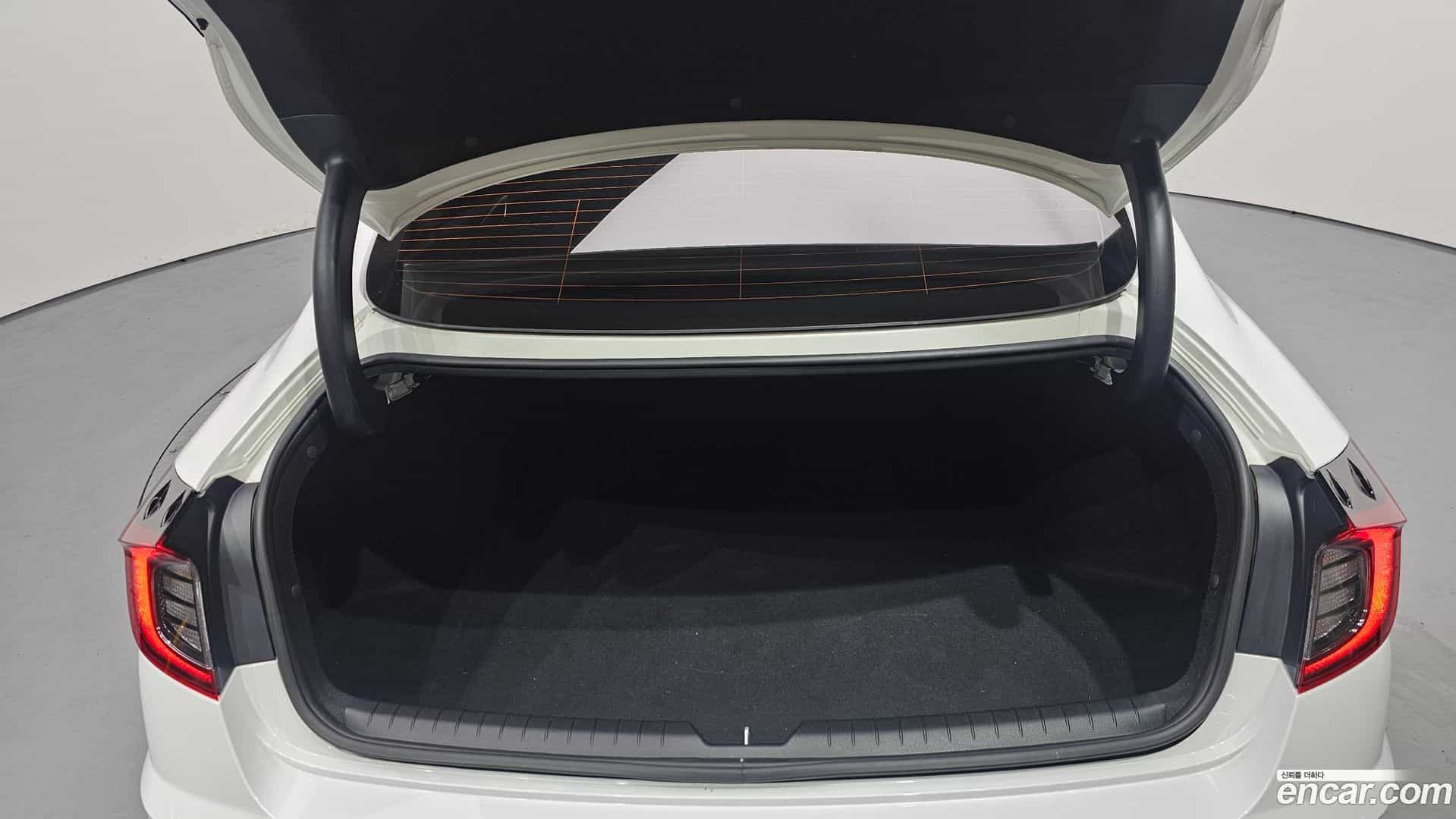 Sonata Hyundai 2020.3-OPTION-024