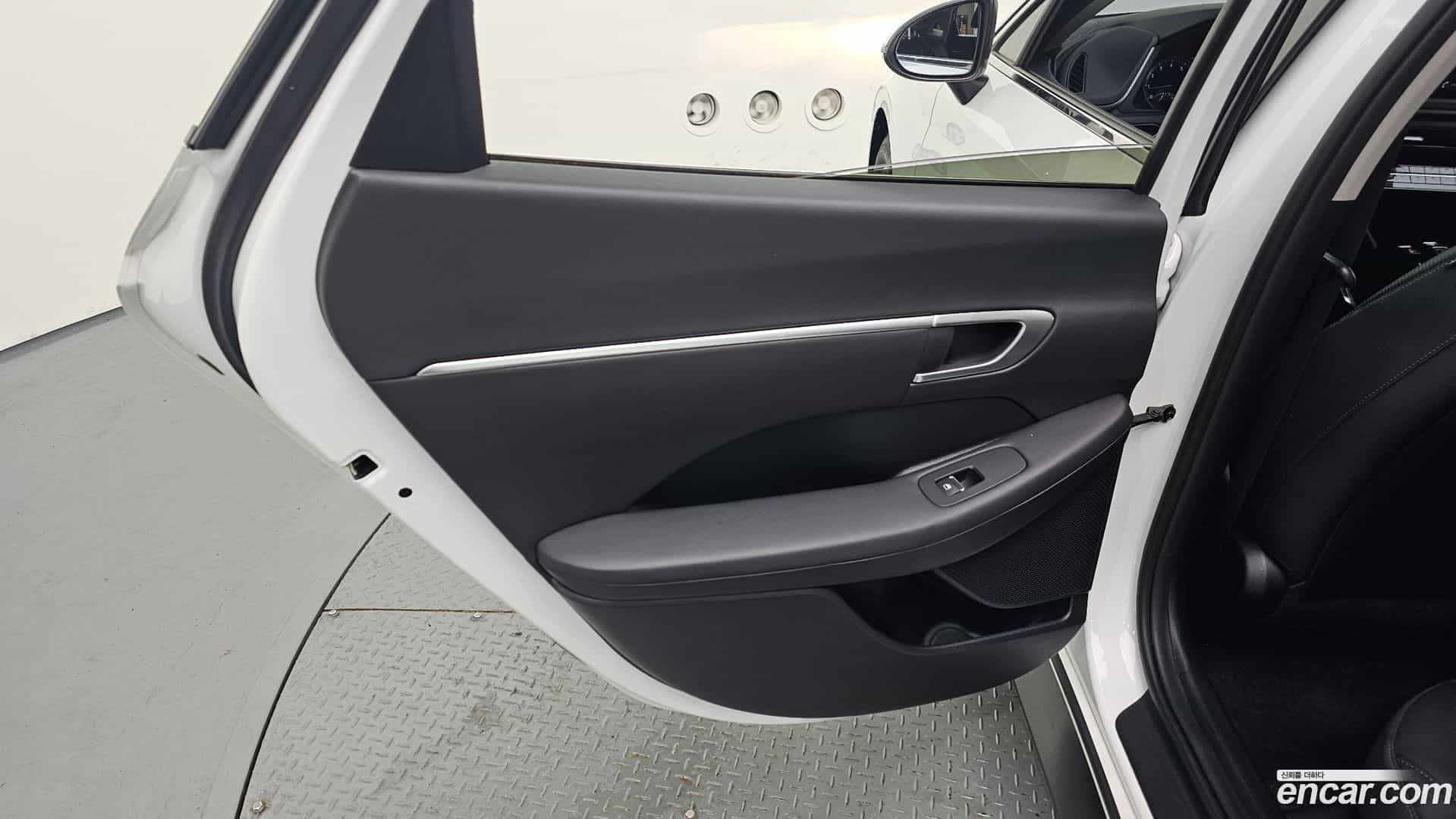 Sonata Hyundai 2020.3-INNER-035