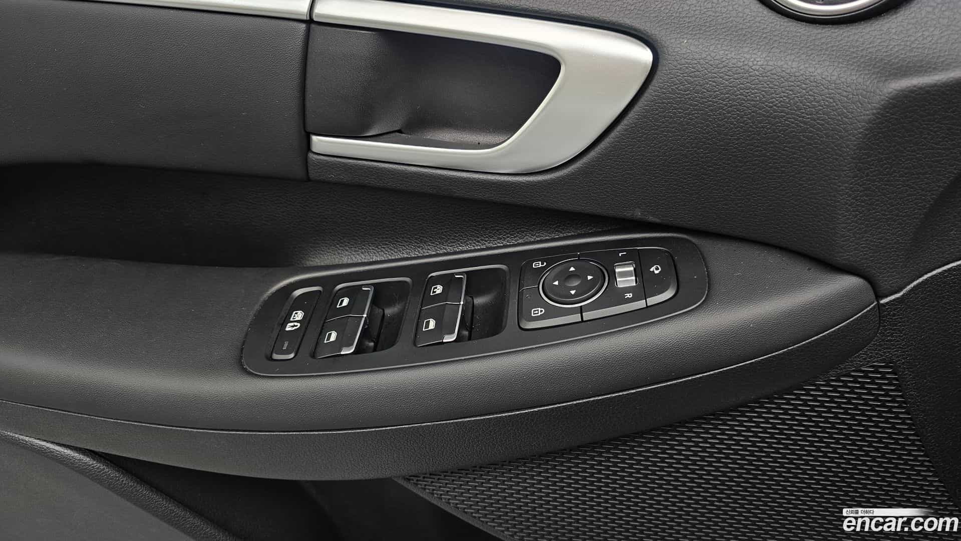 Sonata Hyundai 2020.3-OPTION-040