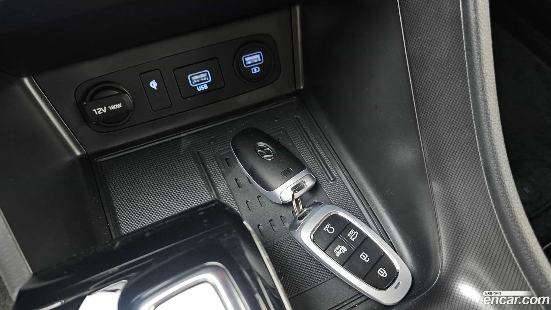 Sonata Hyundai 2020.3-OPTION-042