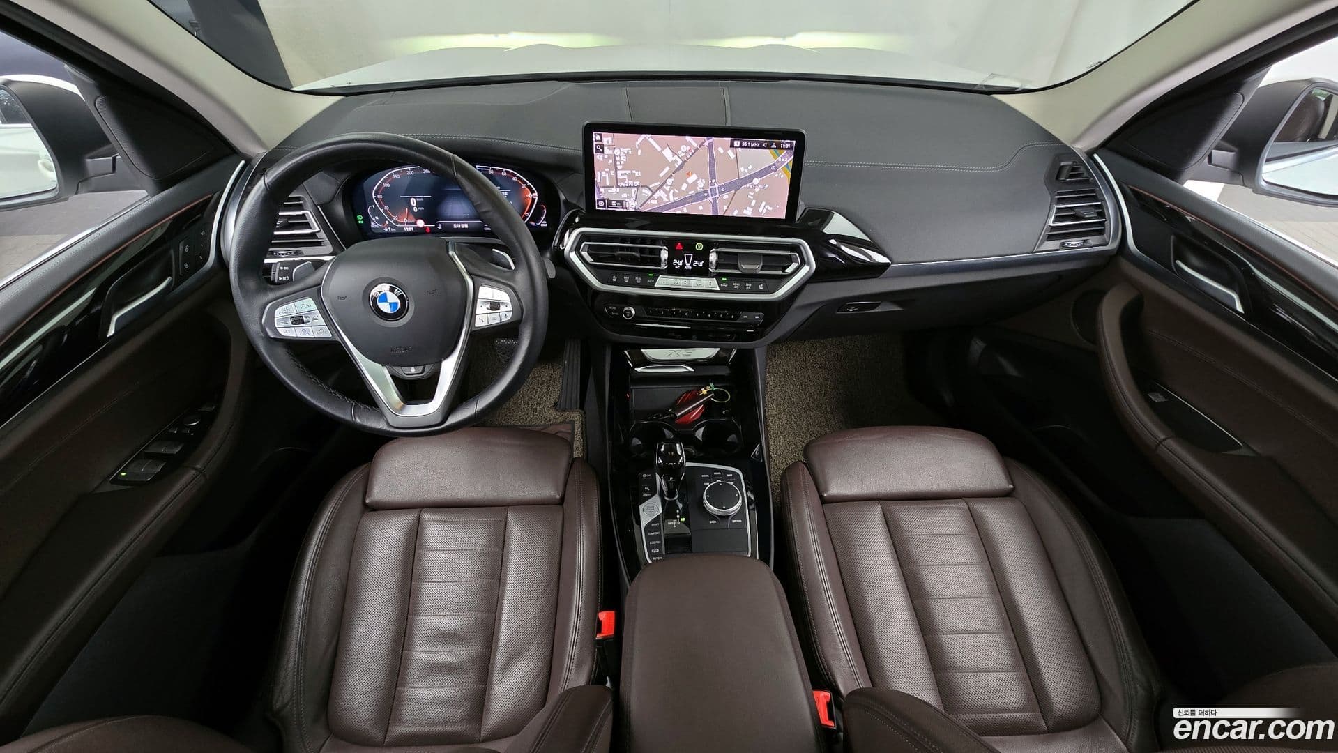 Main__Slider__Photo:X3 BMW 2022.1-6