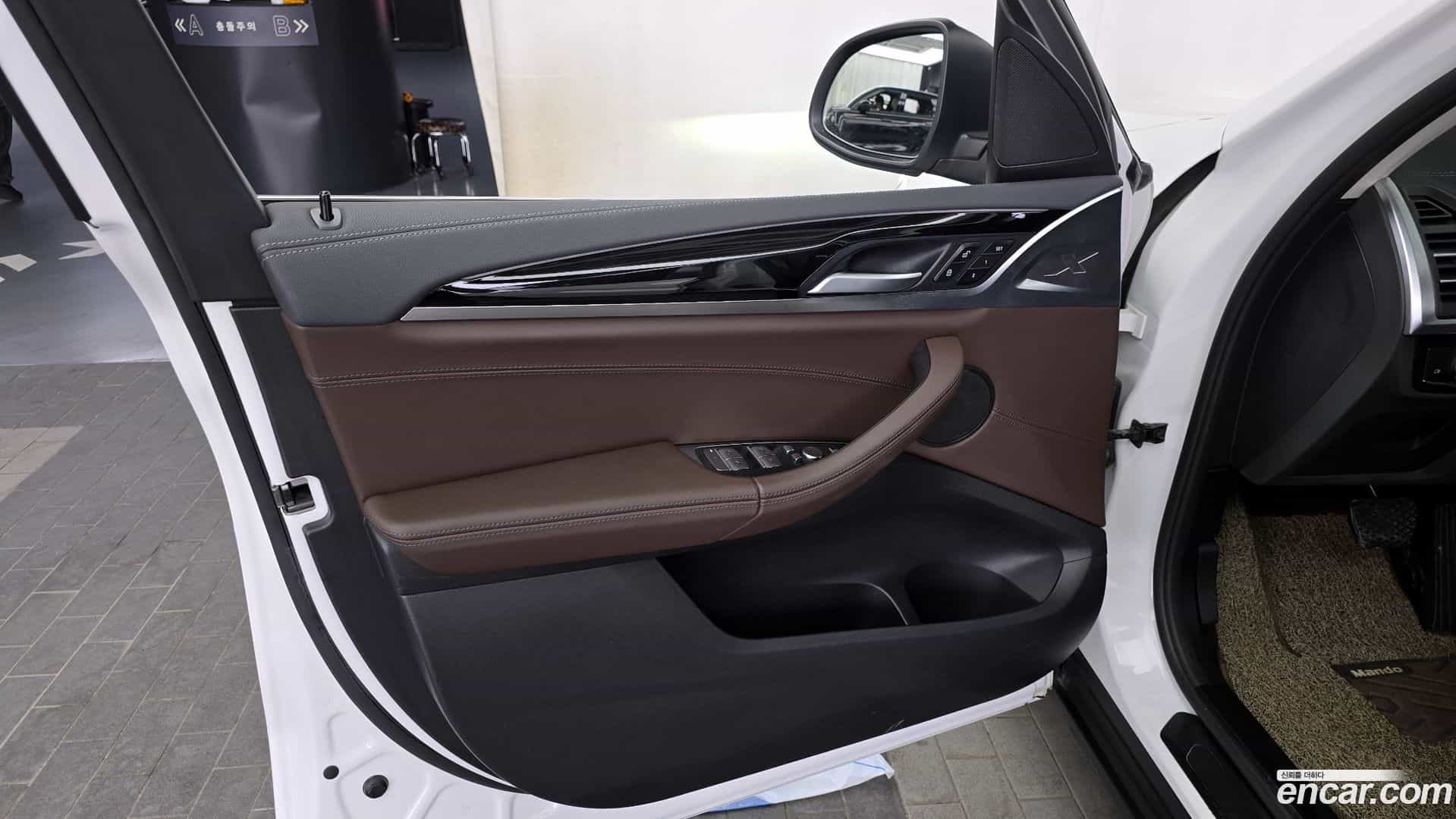 X3 BMW 2022.1-INNER-034