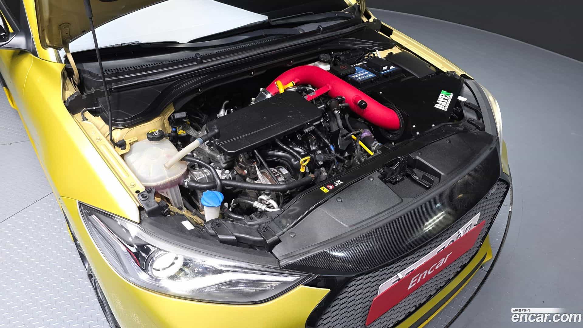 AVANTE Hyundai 2017.1-OUTER-006