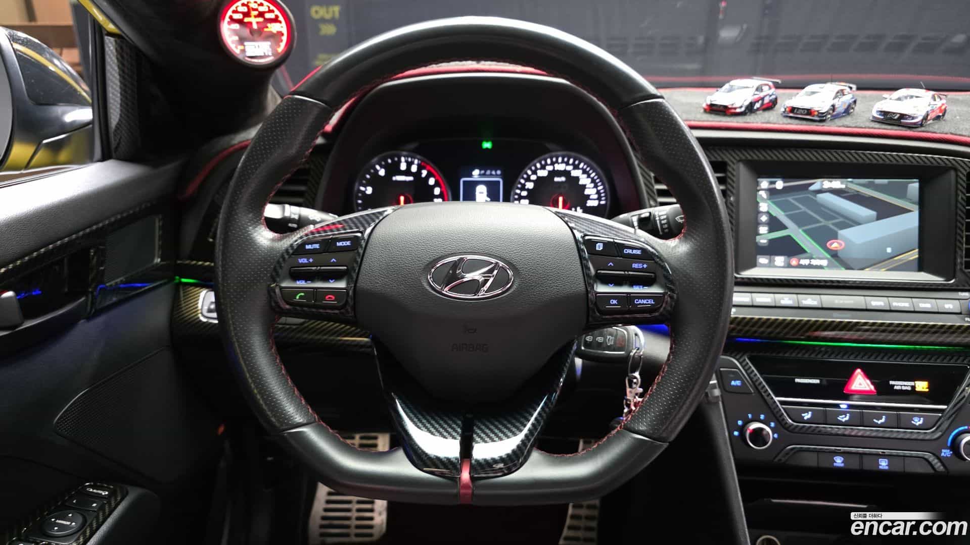AVANTE Hyundai 2017.1-OPTION-017