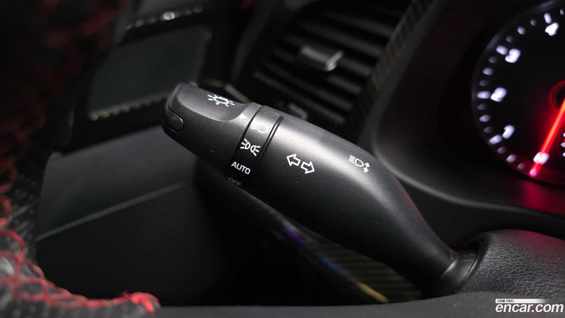 AVANTE Hyundai 2017.1-OPTION-023