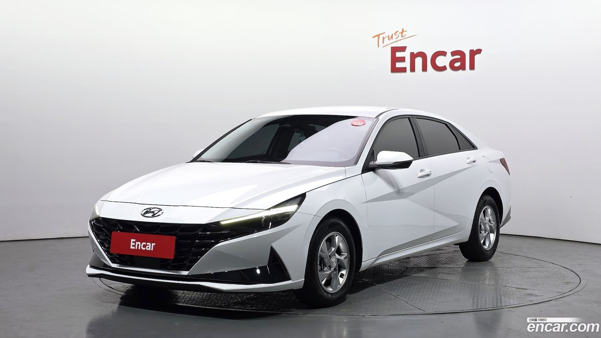 Main__Slider__Photo:AVANTE Hyundai 2021.7-0