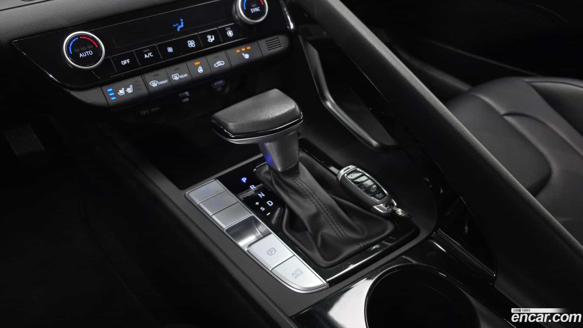 AVANTE Hyundai 2021.7-INNER-009