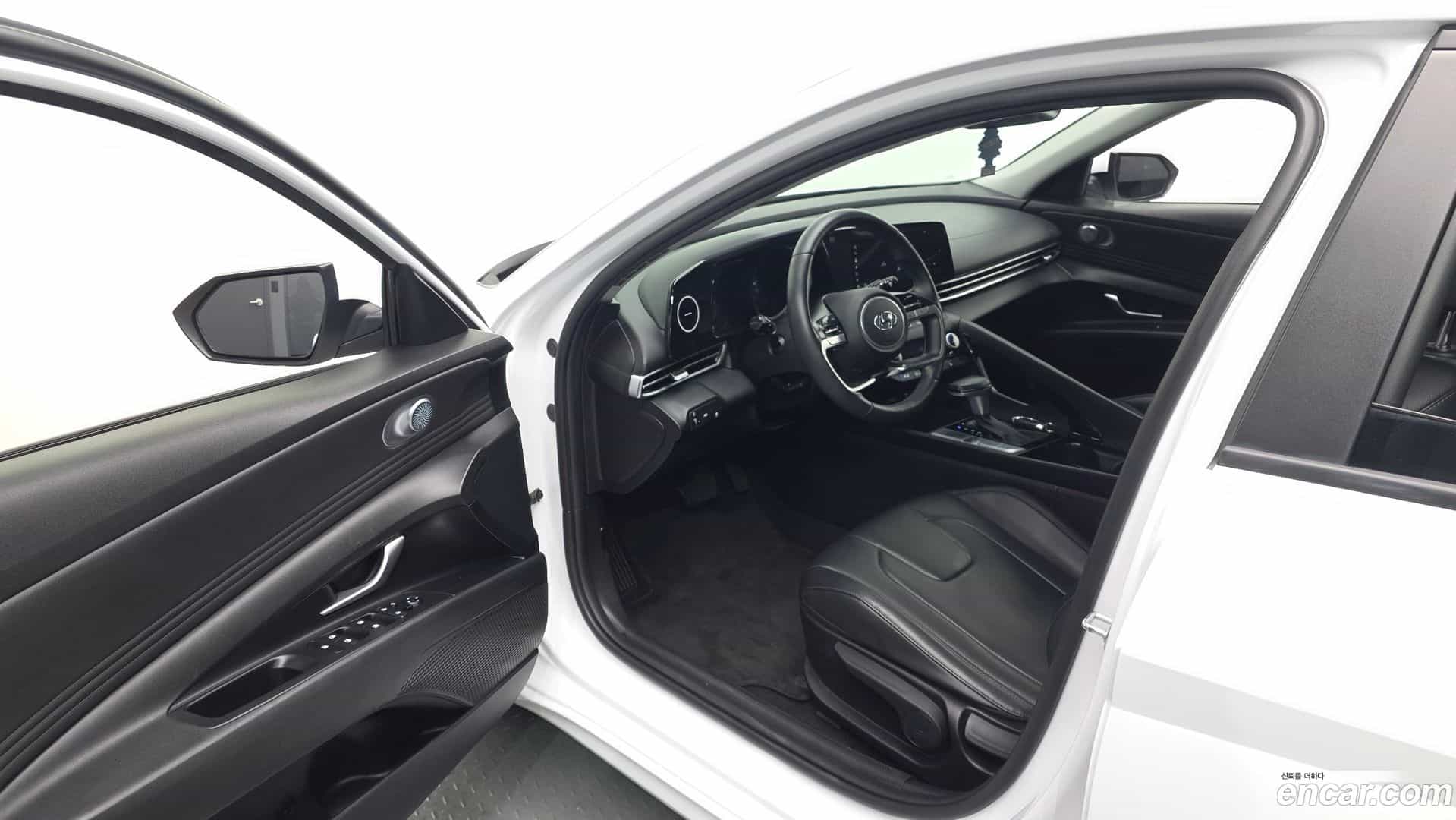AVANTE Hyundai 2021.7-INNER-010