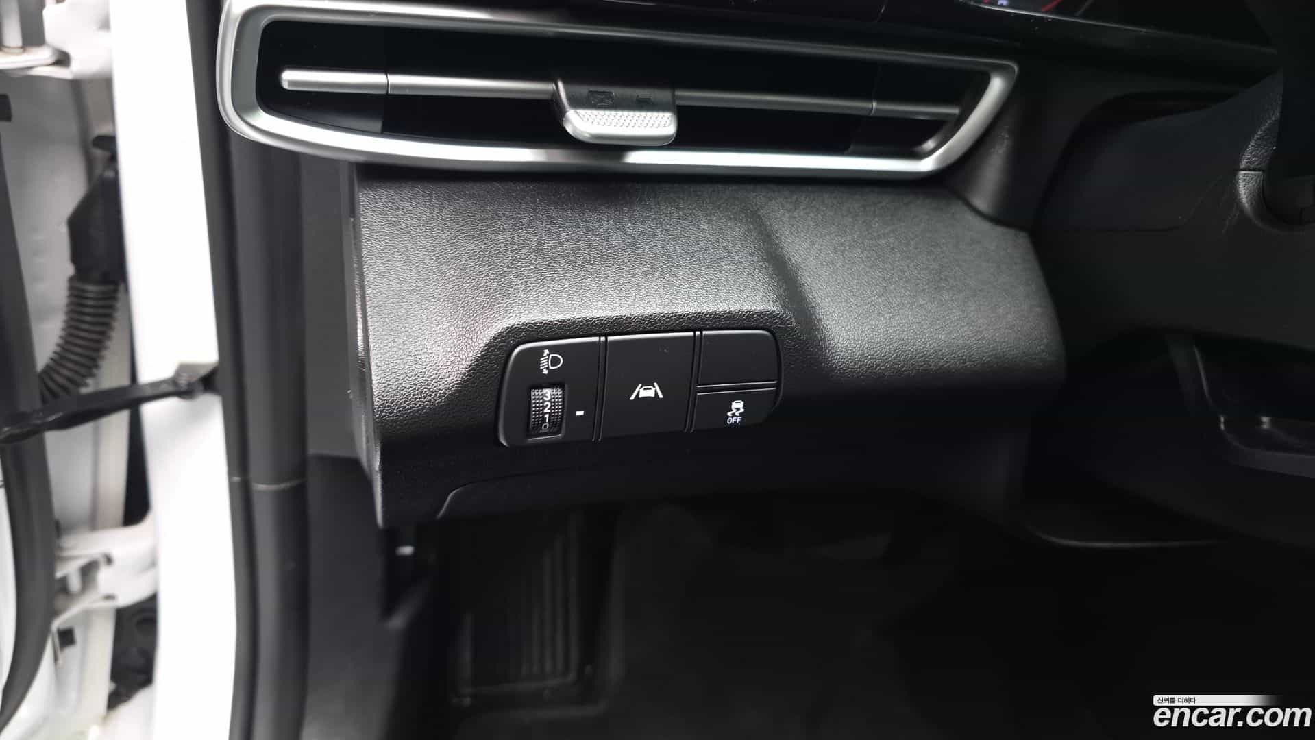 AVANTE Hyundai 2021.7-OPTION-018