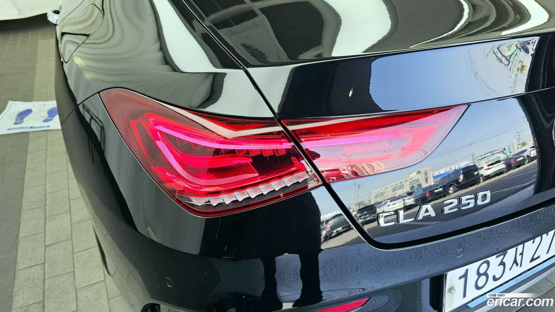 CLA-Class Mercedes-Benz 2020.4-OUTER-033