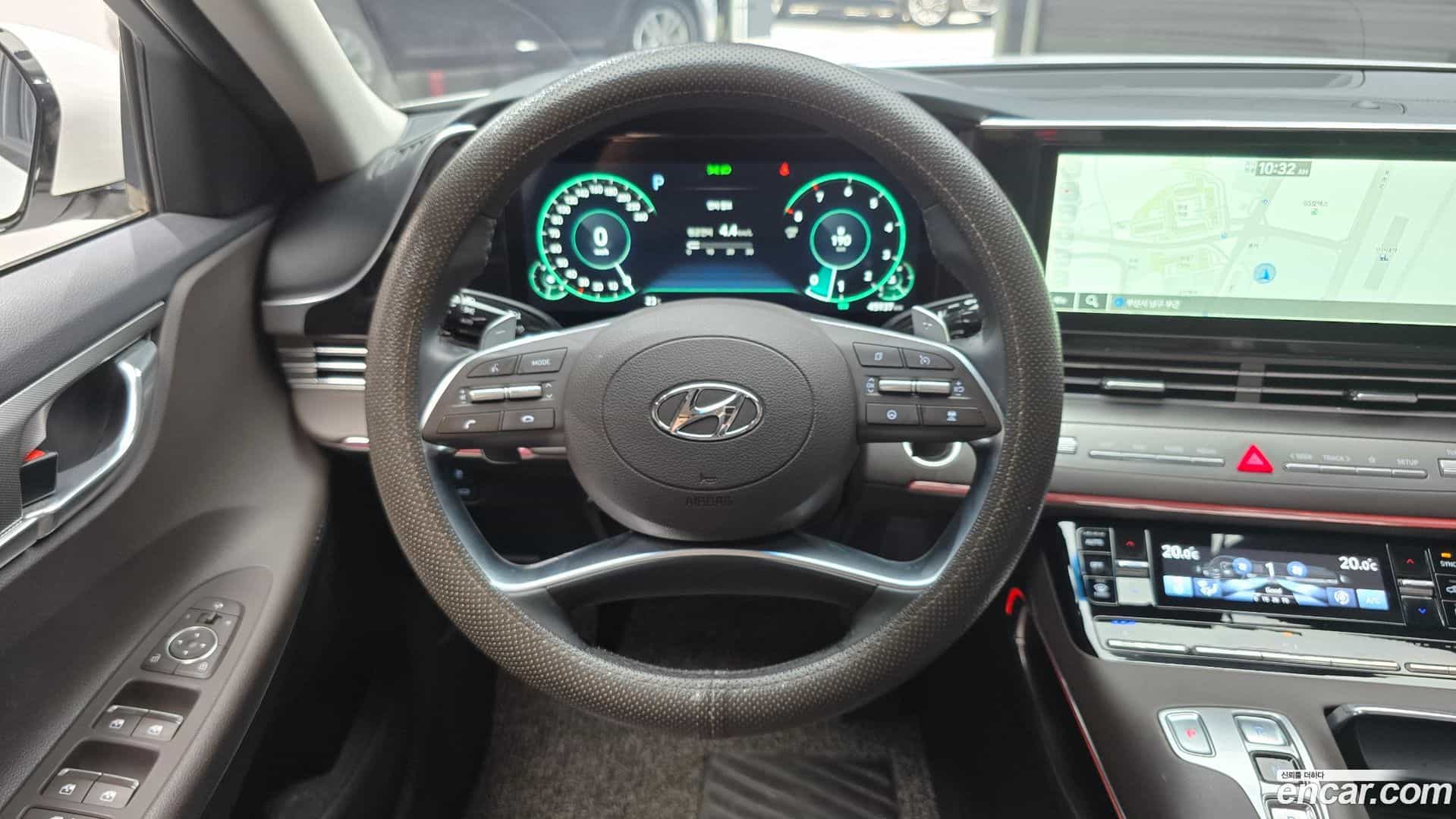 Grandeur Hyundai 2021.3-OPTION-017