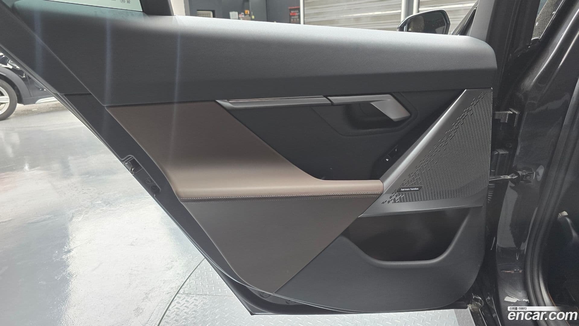 Main__Slider__Photo:5-Series BMW 2025.8-24