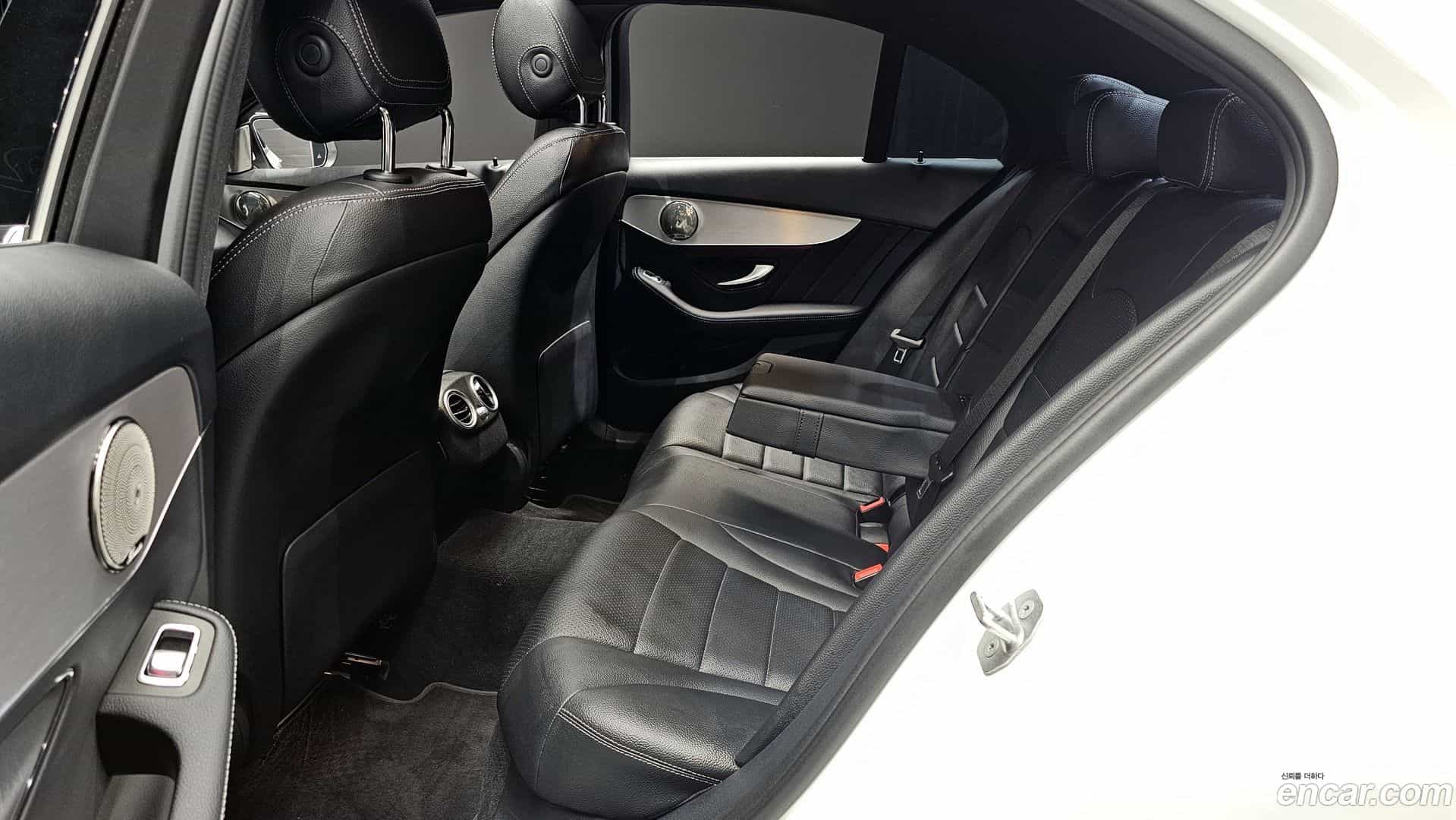 C-Class Mercedes-Benz 2021.3-OPTION-015