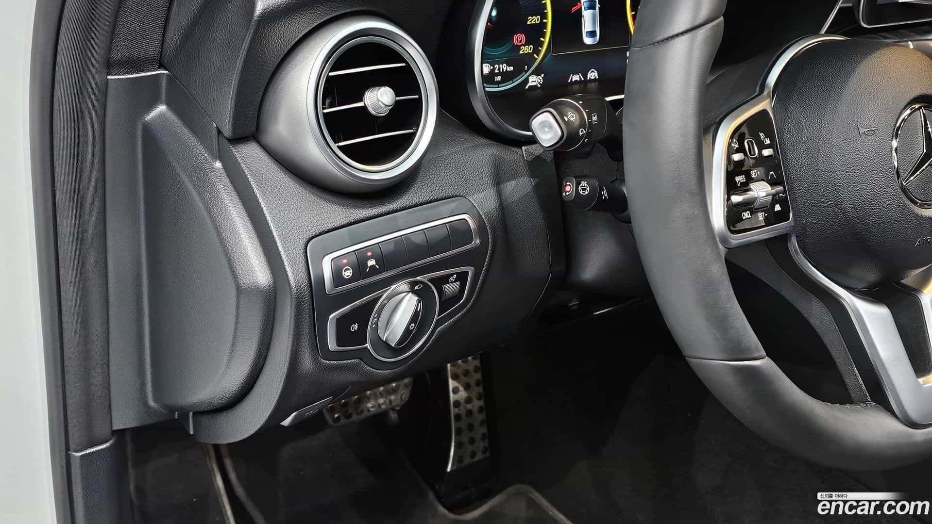 C-Class Mercedes-Benz 2021.3-OPTION-020