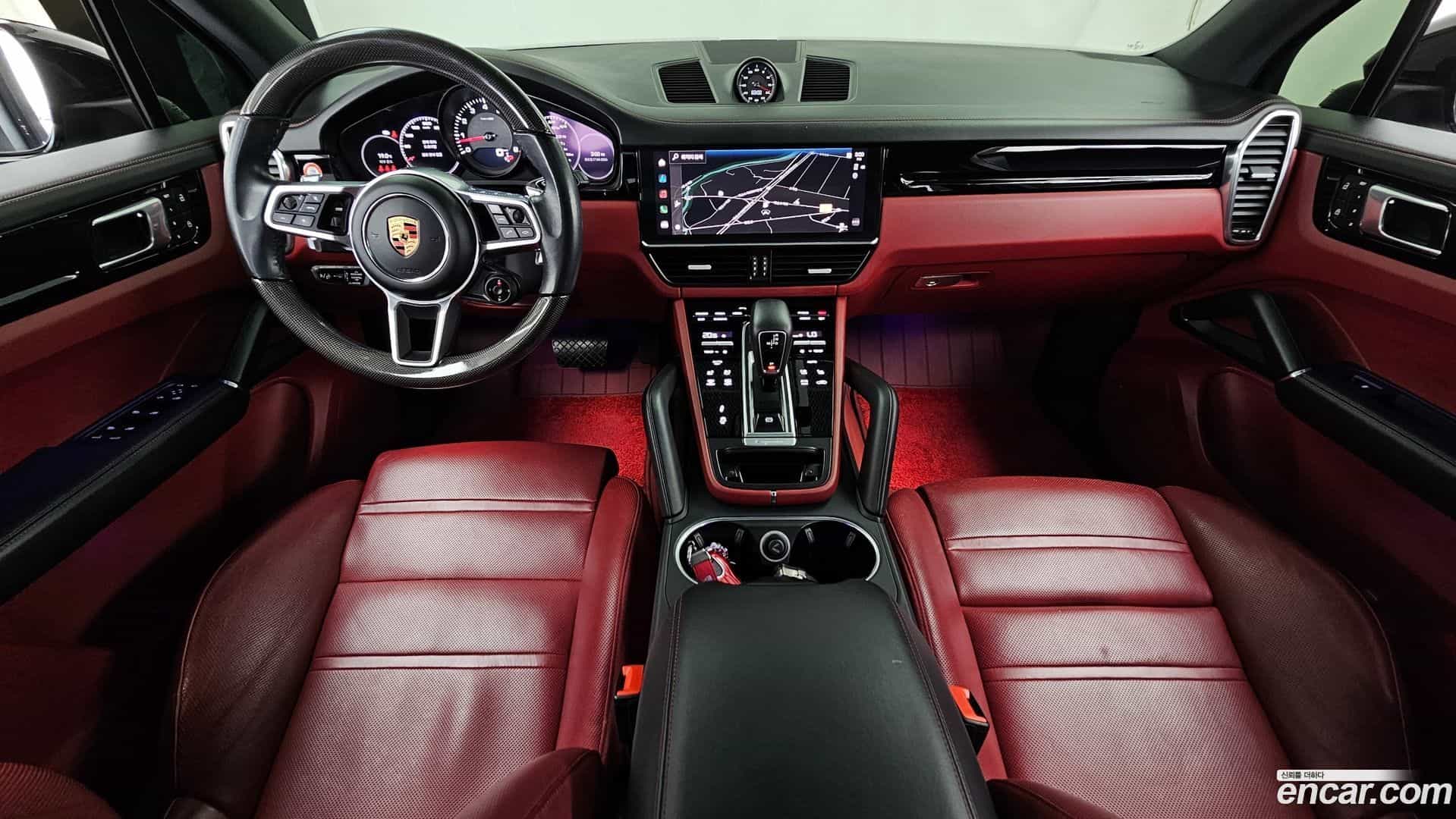 Cayenne Porsche 2022.1-INNER-007