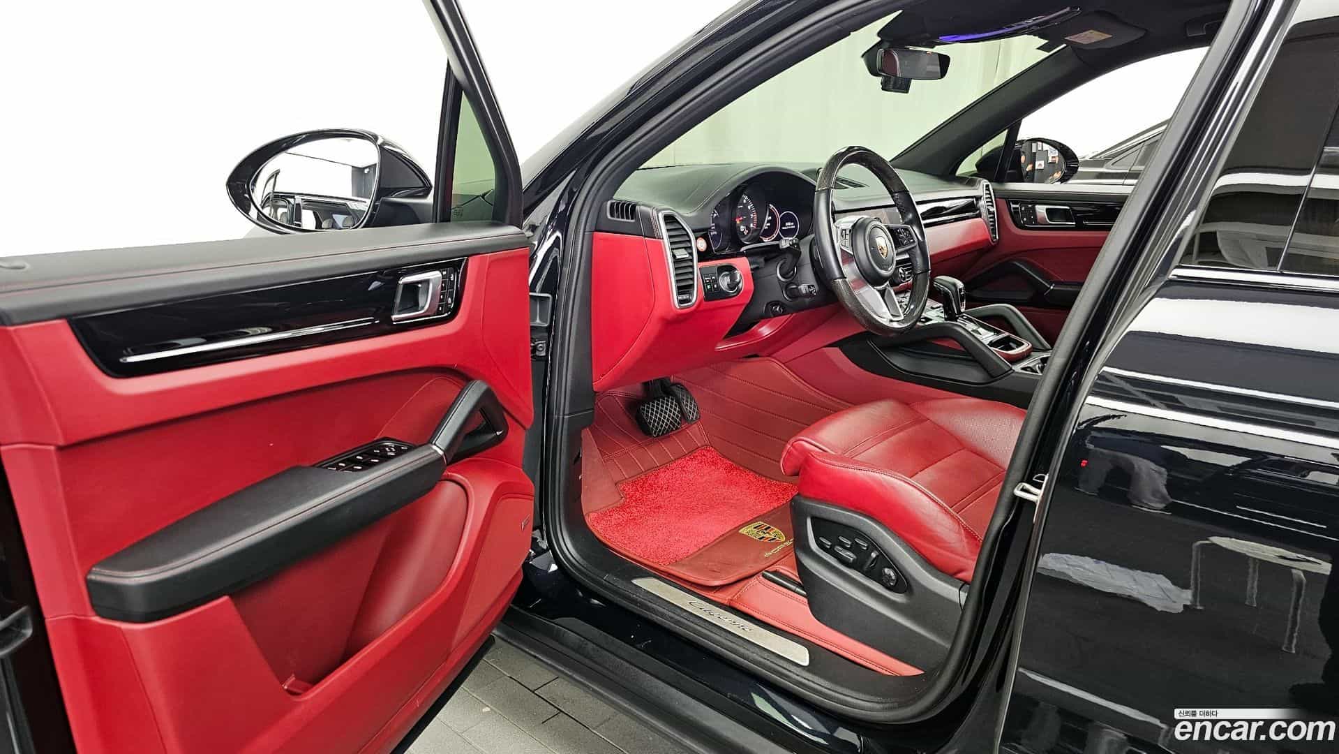 Cayenne Porsche 2022.1-INNER-010