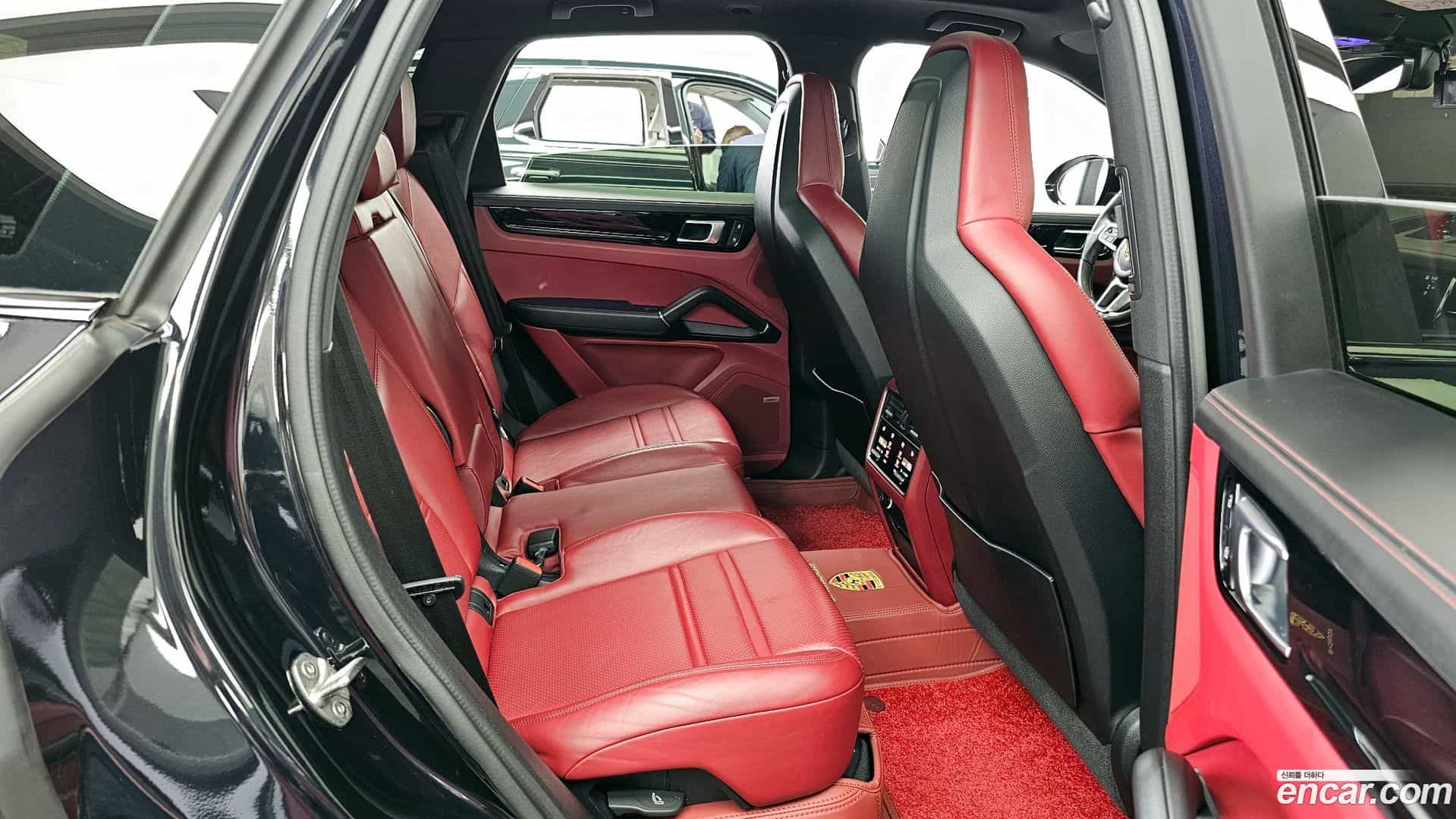 Cayenne Porsche 2022.1-OPTION-016