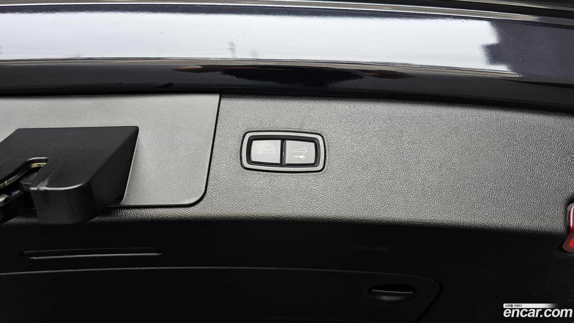 Cayenne Porsche 2022.1-INNER-036
