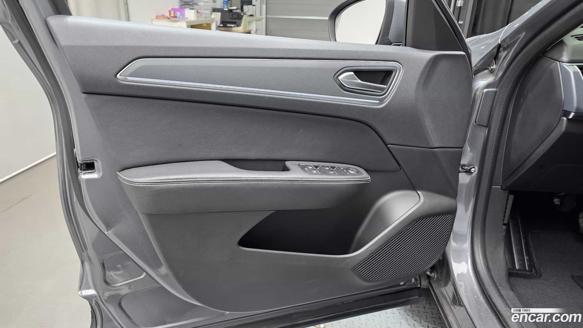 XM3 Renault Korea 2022.5-INNER-034