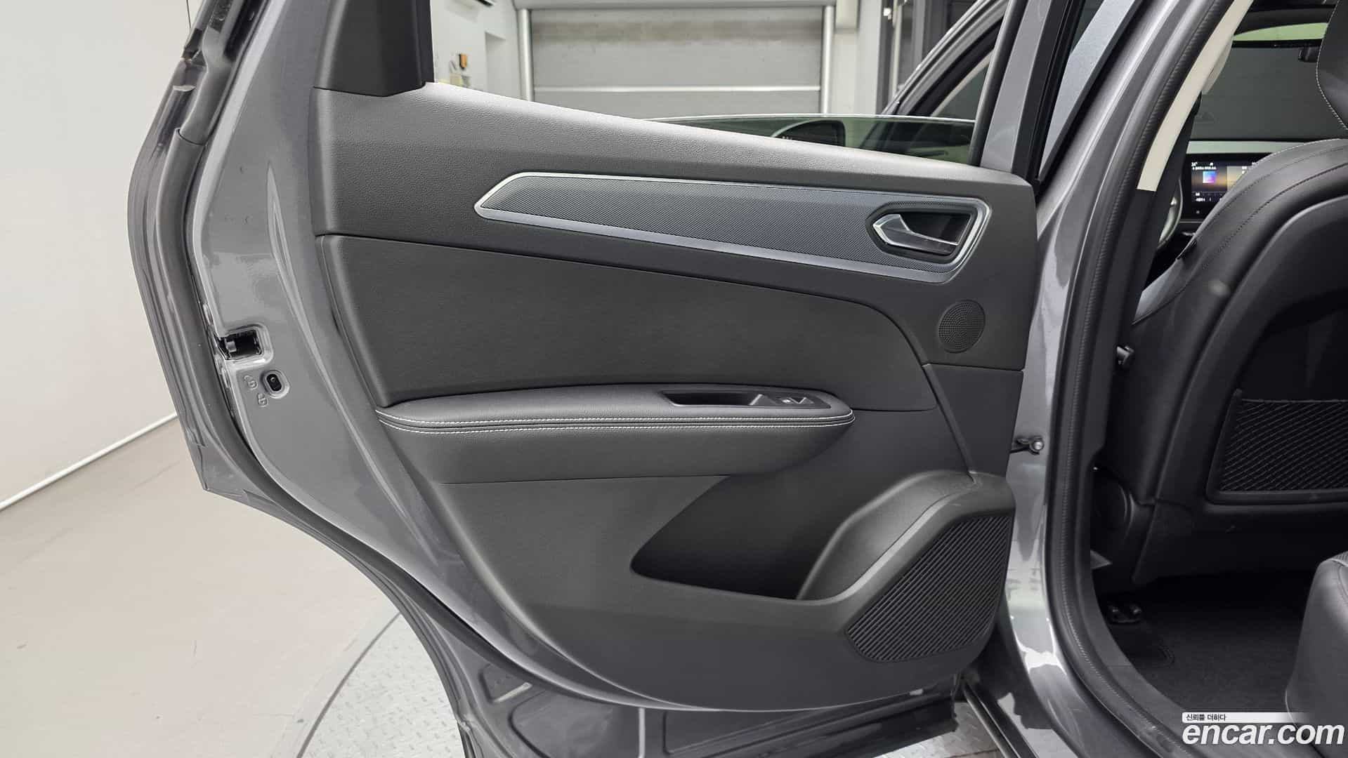 XM3 Renault Korea 2022.5-INNER-035