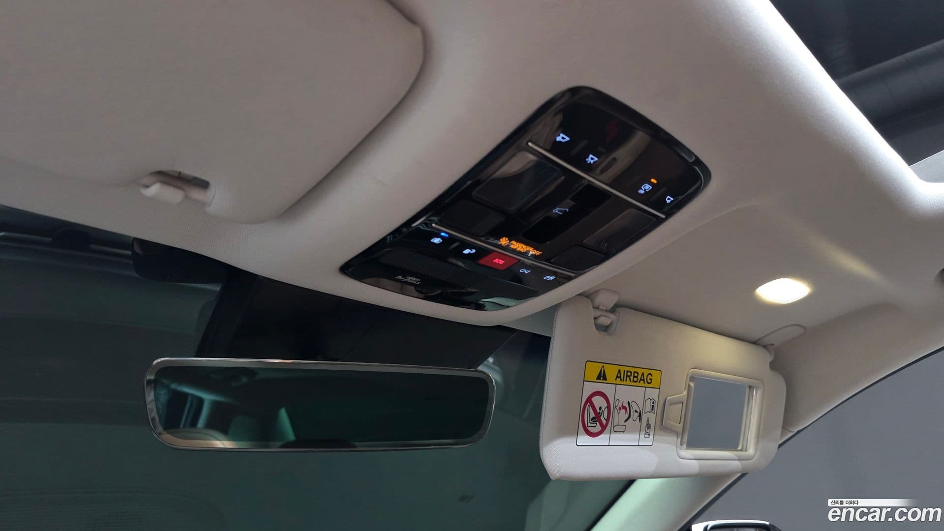 Main__Slider__Photo:Grandeur Hyundai 2023.6-30