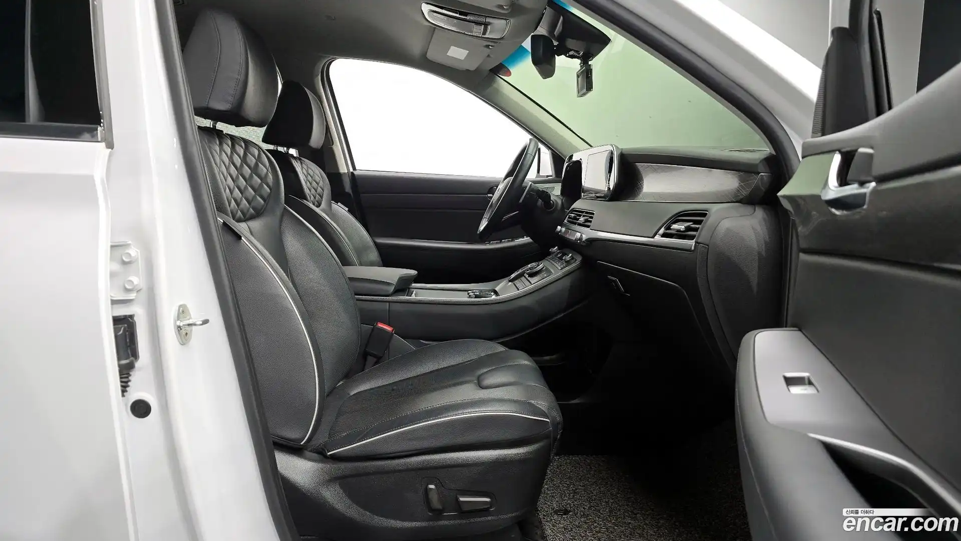 Palisade Hyundai 2019.0-INNER-036