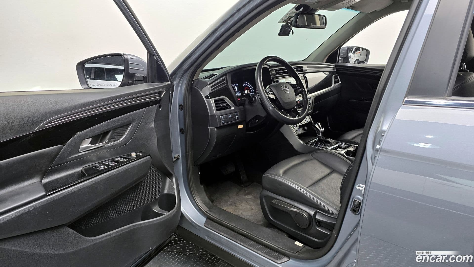 Main__Slider__Photo:KORANDO KG Mobility 2020.4-9