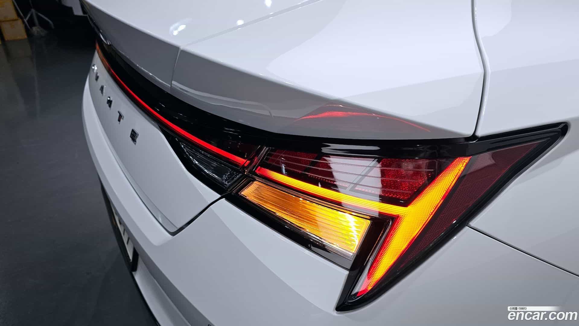 AVANTE Hyundai 2020.6-OUTER-033