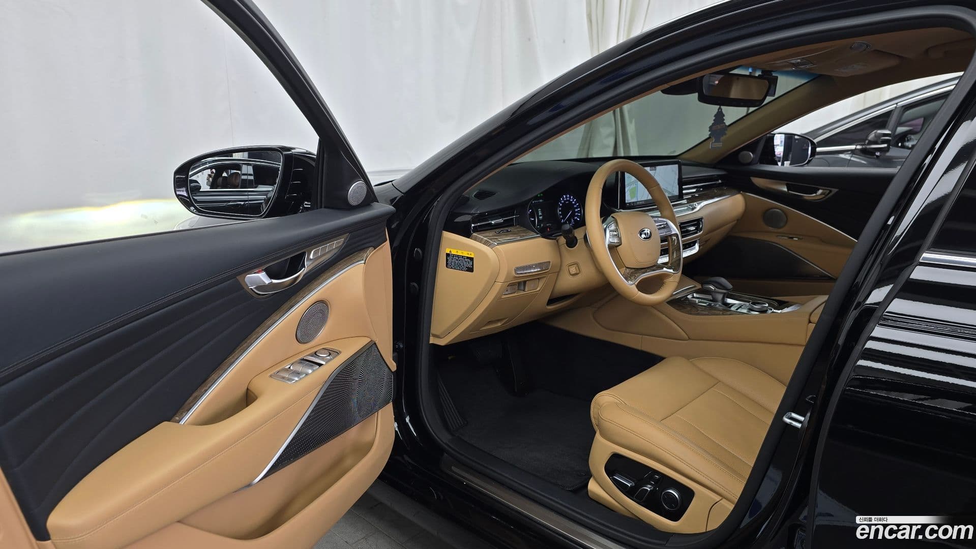Main__Slider__Photo:K9 Kia 2020.8-9