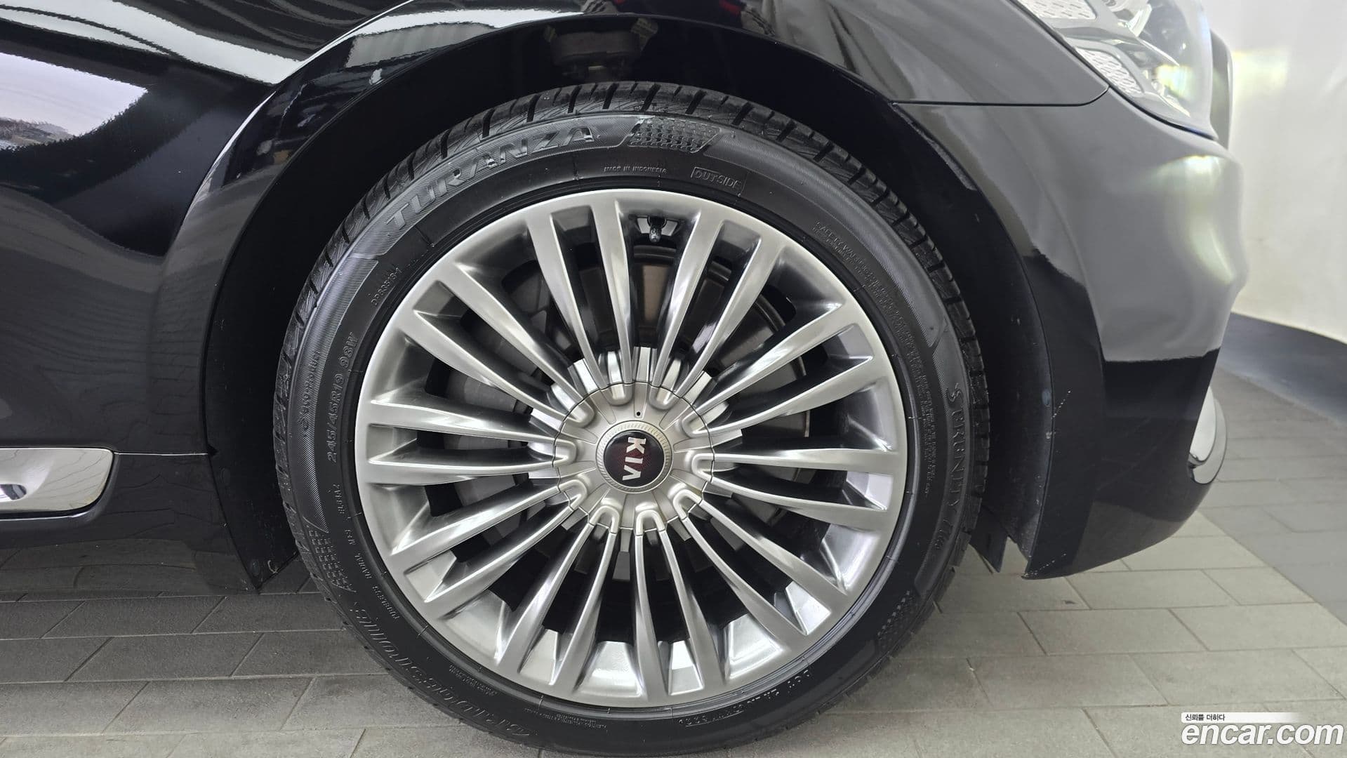 Main__Slider__Photo:K9 Kia 2020.8-20