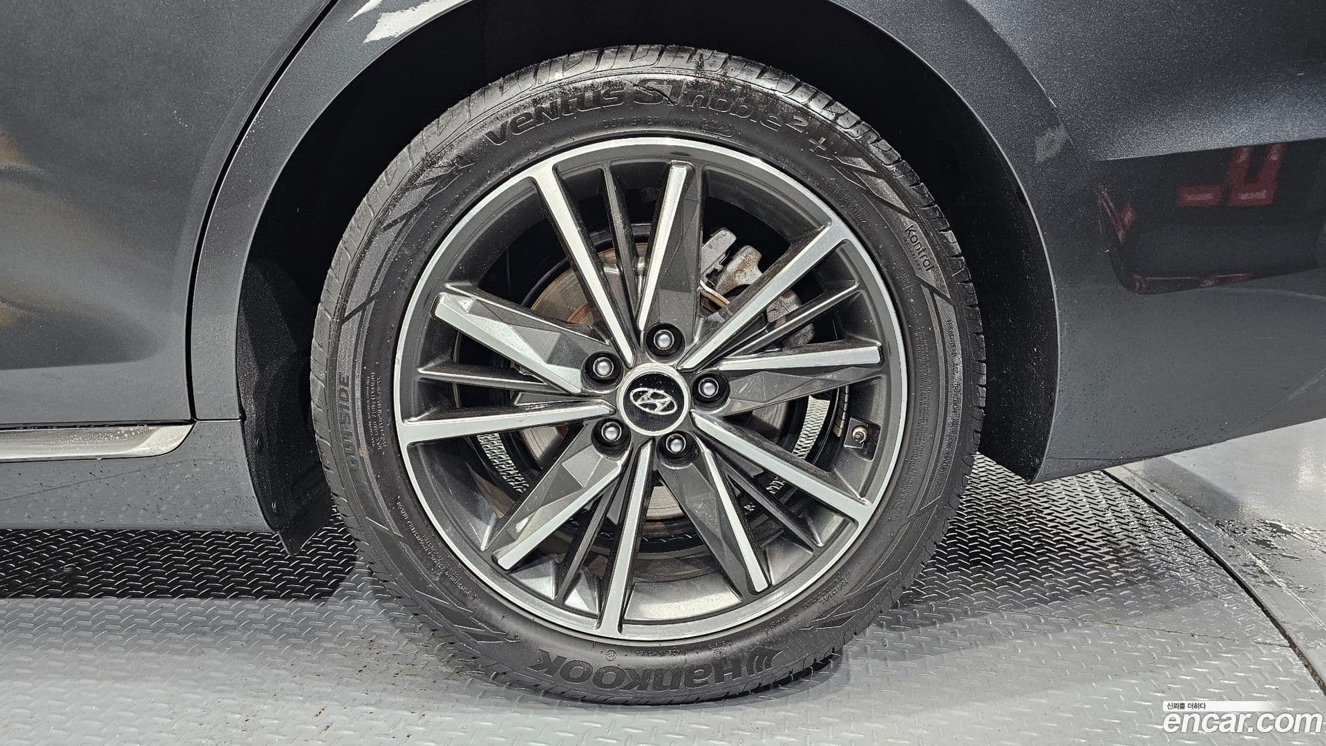 Main__Slider__Photo:Grandeur Hyundai 2022.6-20