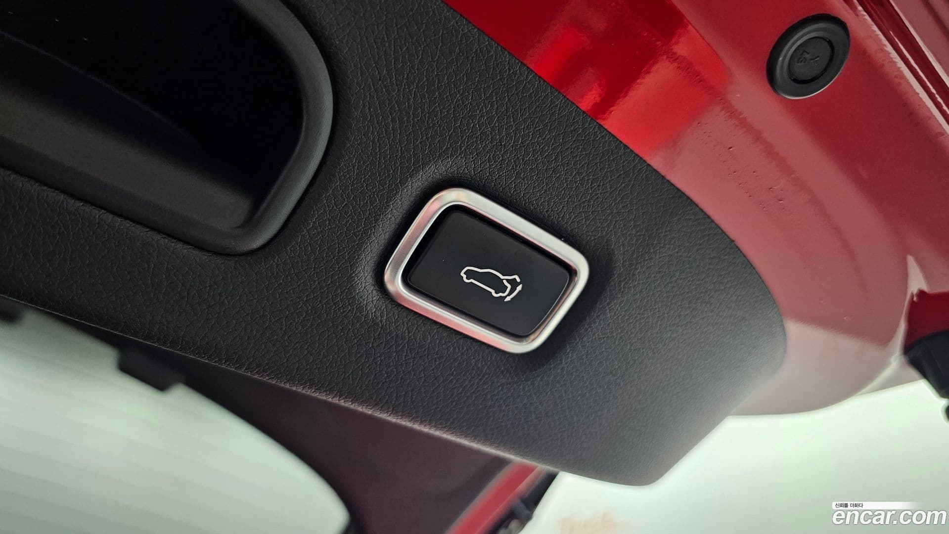 Main__Slider__Photo:Stinger Kia 2021.1-14