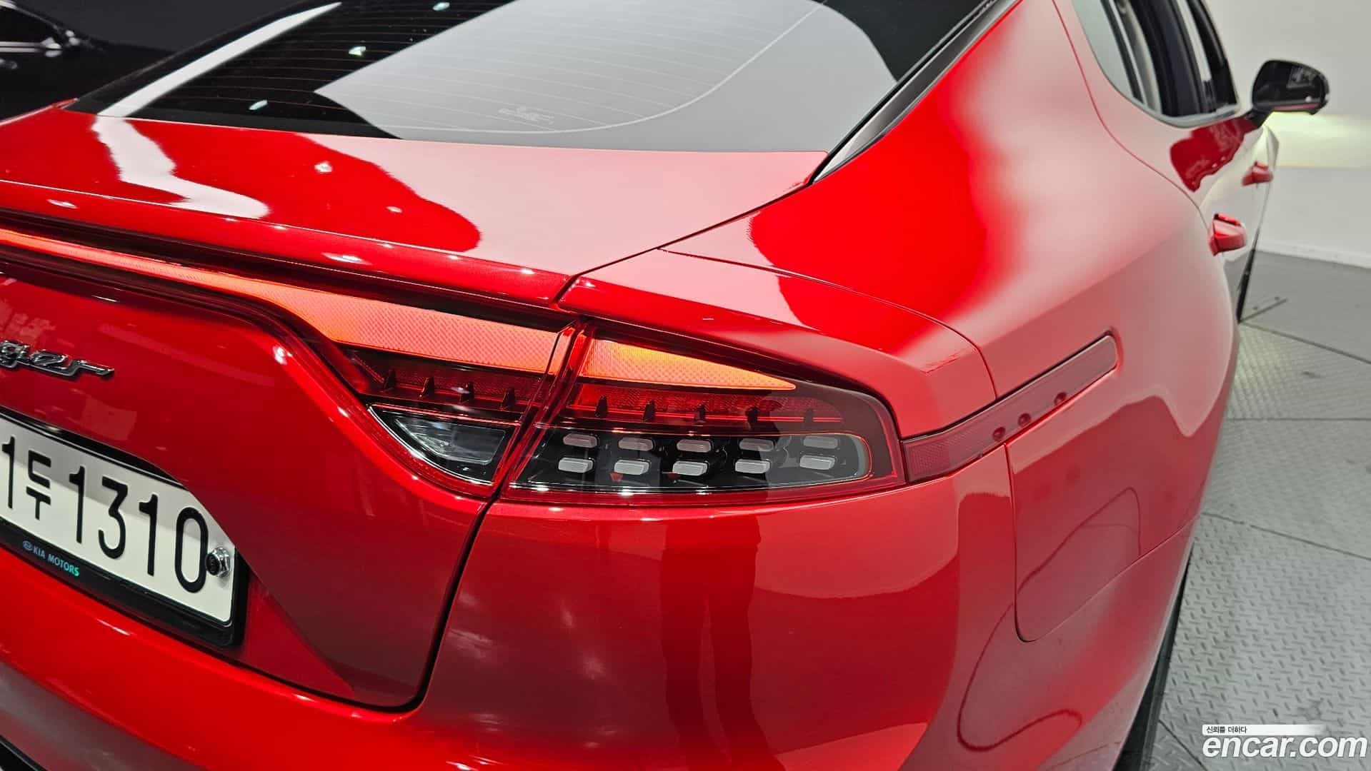 Stinger Kia 2021.1-OUTER-033