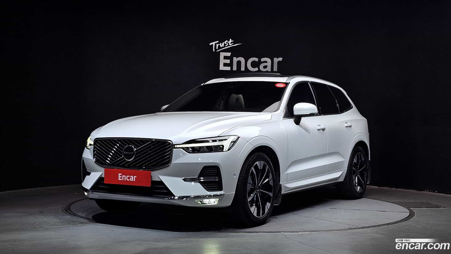 XC60 Volvo 2026.0-OUTER-001