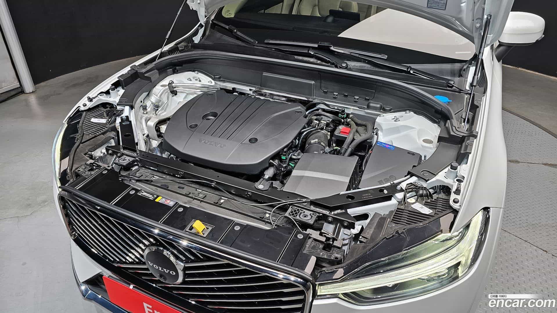 XC60 Volvo 2026.0-OUTER-006